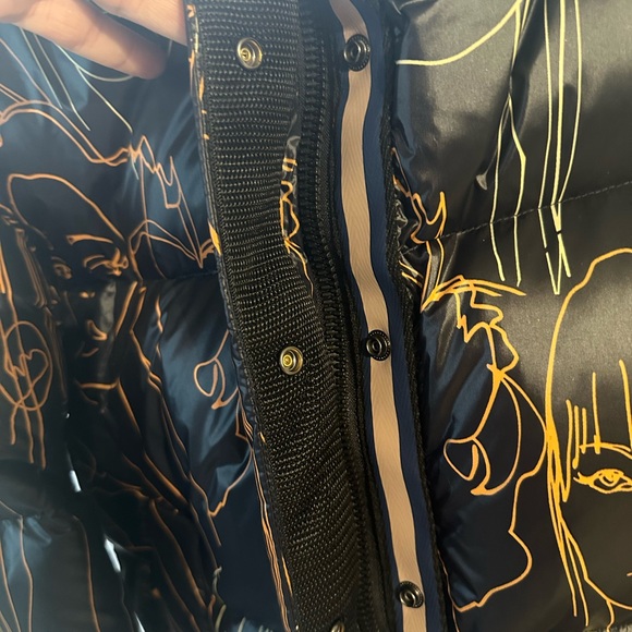 SOSKEN STUDIOS MARISA MINIGUCCI PORTRAIT PRINT DOWN PUFFER JACKET - Picture 14 of 15